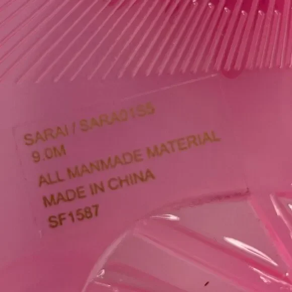 Betsey Johnson Sarai Pink Jelly Daisy Sandals 9 - Picture 8 of 8